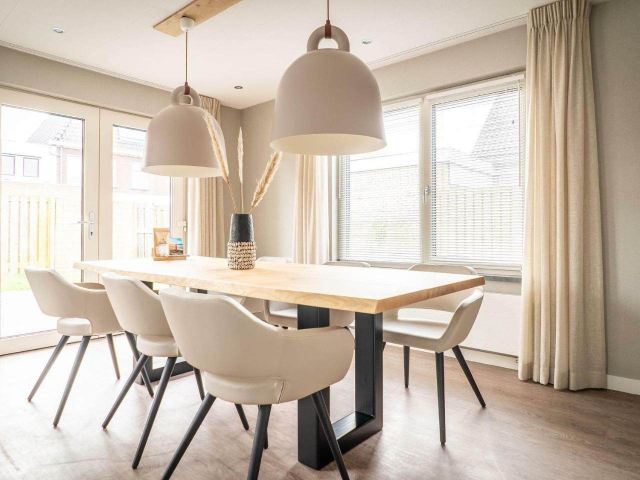 Modern Holiday Home In De Cocksdorp De Cocksdorp  Eksteriør billede